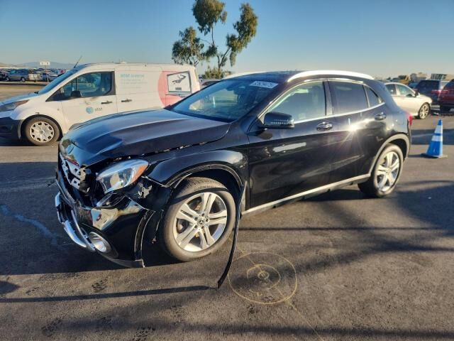 2019 MERCEDES-BENZ GLA-Class