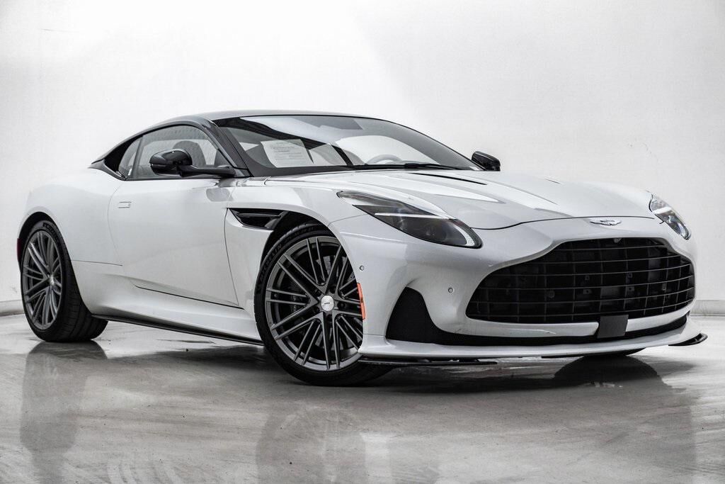 2024 ASTON MARTIN DB12