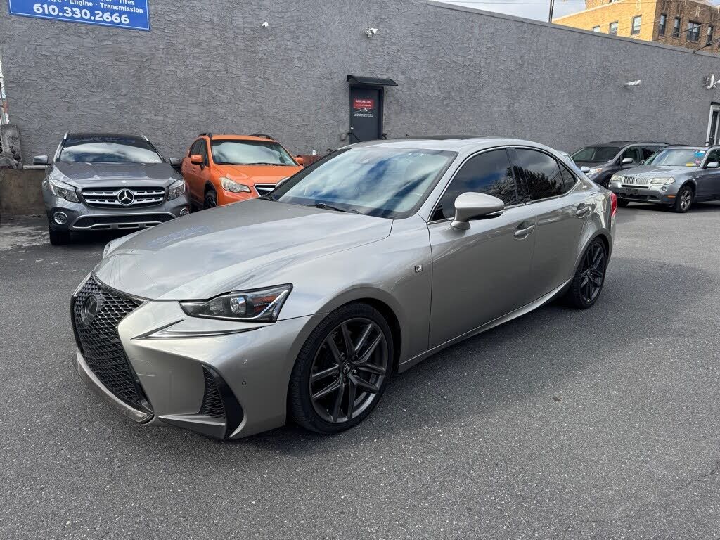 2020 LEXUS IS