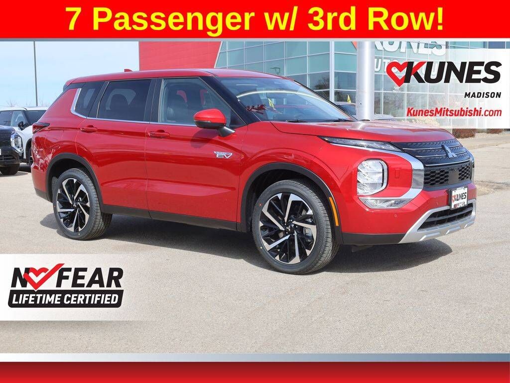 2025 MITSUBISHI Outlander