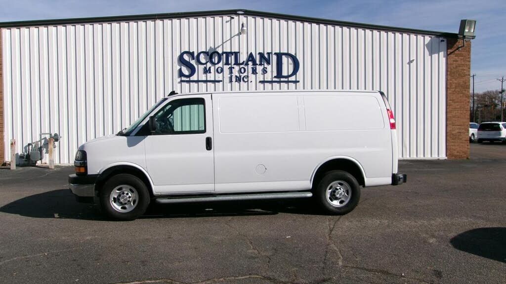 2024 CHEVROLET Express