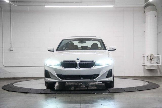 2026 BMW 330i