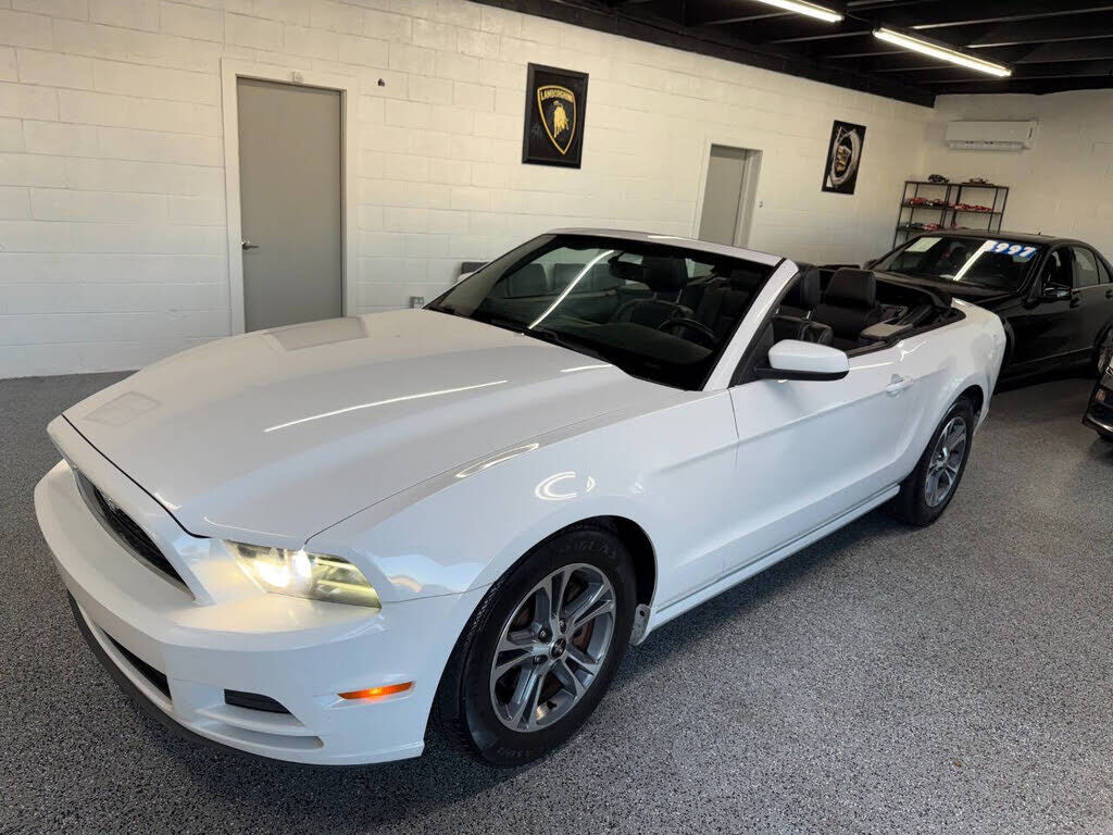 2014 FORD Mustang