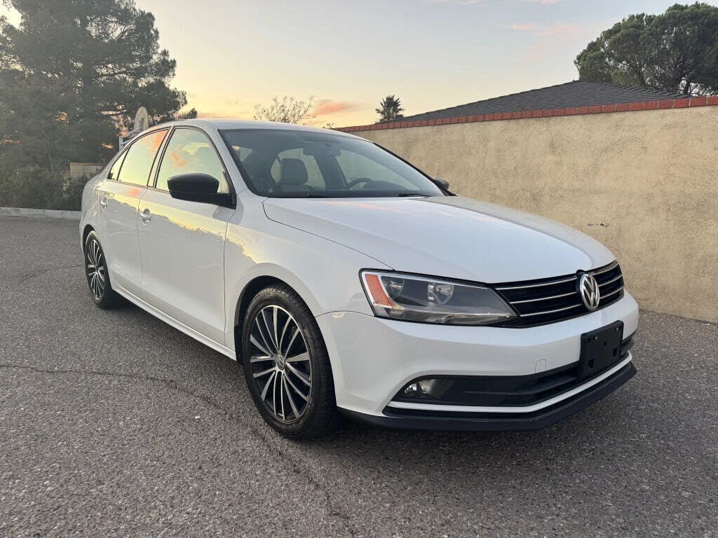 2016 VOLKSWAGEN Jetta