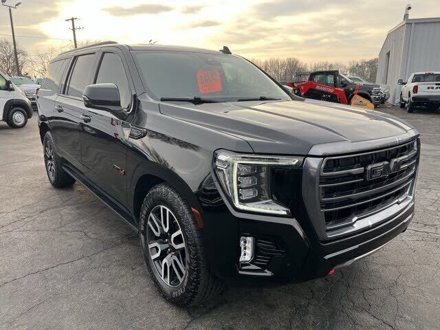 2023 GMC Yukon XL