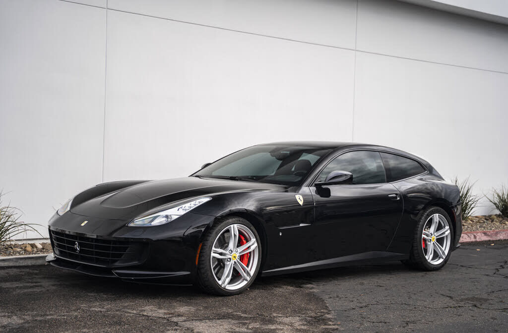 2018 FERRARI GTC4Lusso
