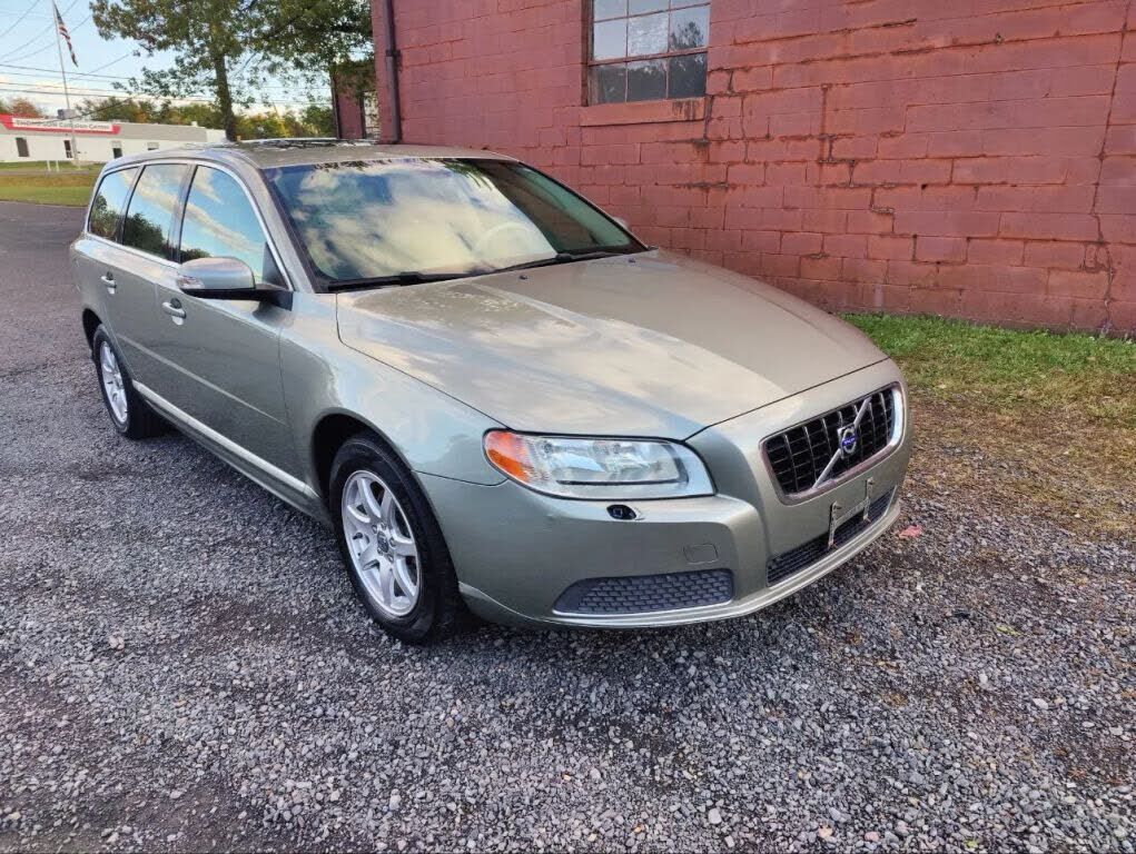 2008 VOLVO V70