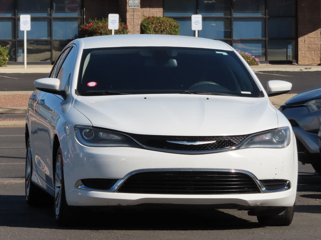 2016 CHRYSLER 200