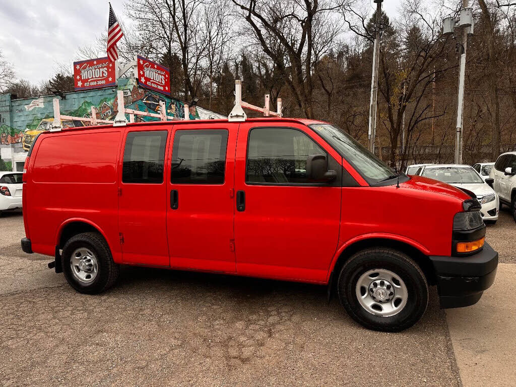 2018 CHEVROLET Express