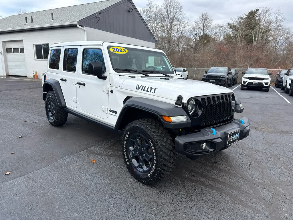 2023 JEEP Wrangler