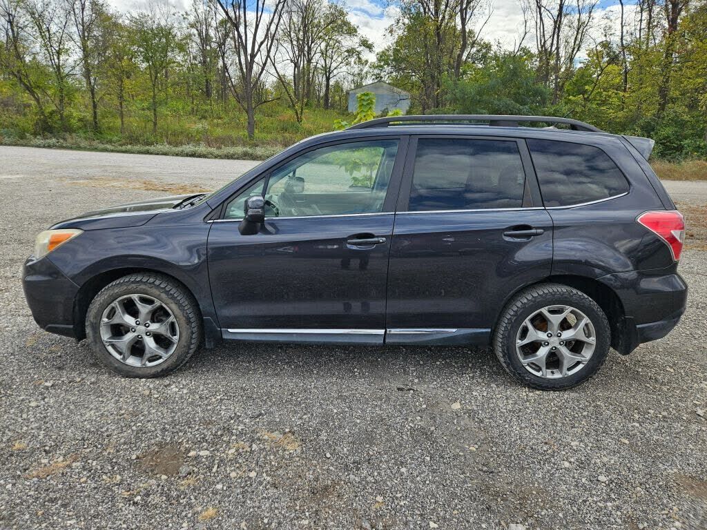 2015 SUBARU Forester