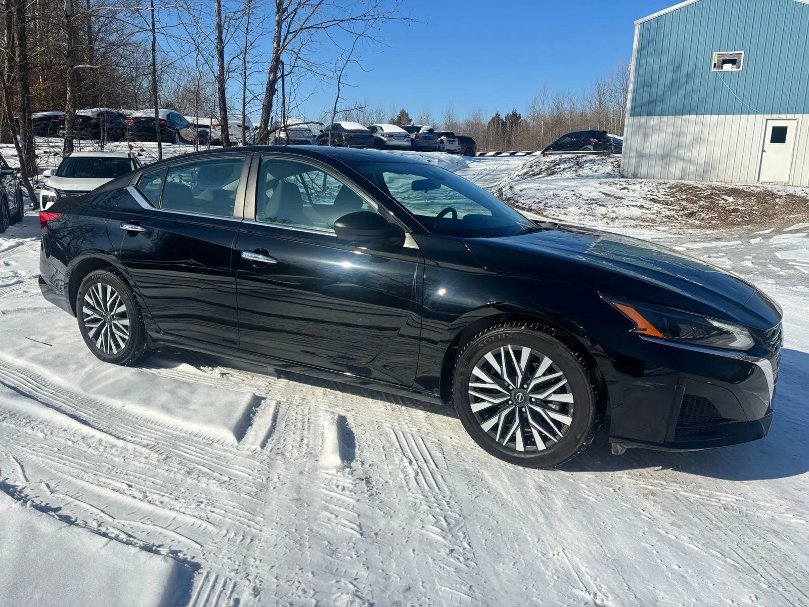 2024 NISSAN Altima