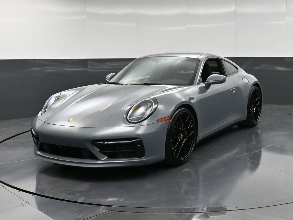 2024 PORSCHE 911