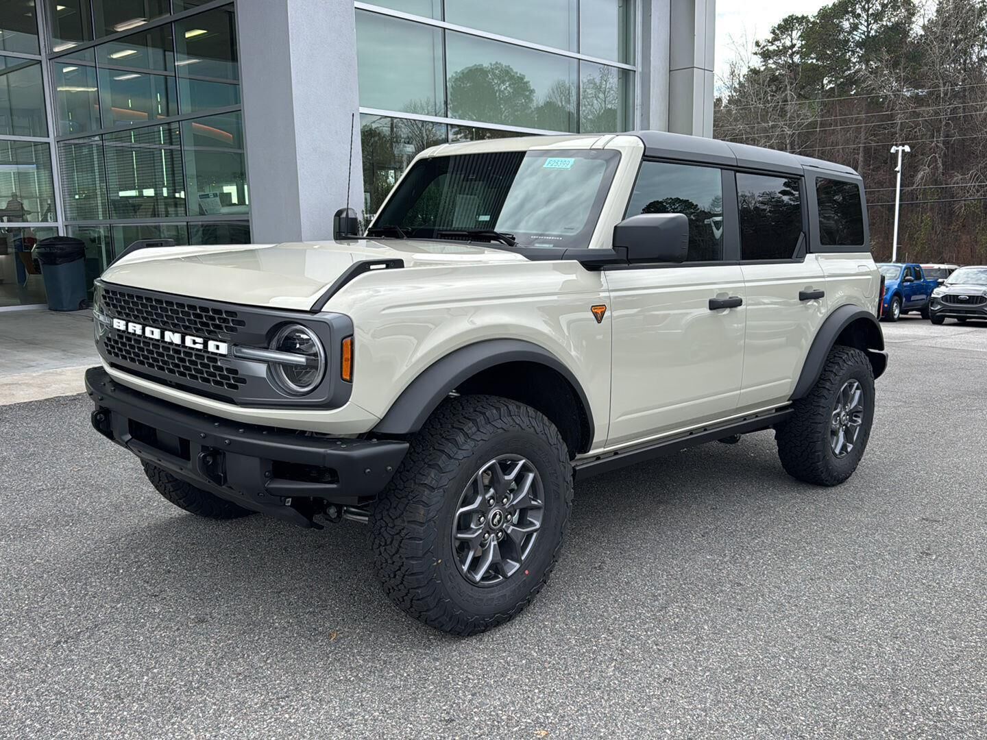 2025 FORD Bronco