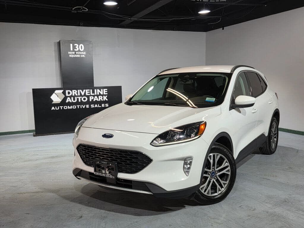 2021 FORD Escape