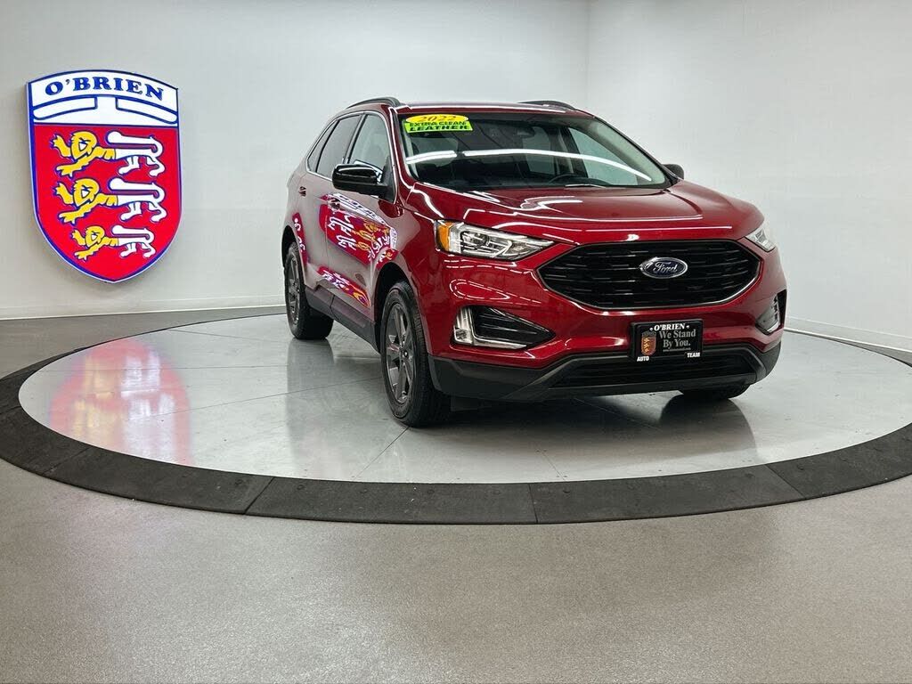 2022 FORD Edge