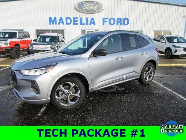 2023 FORD Escape