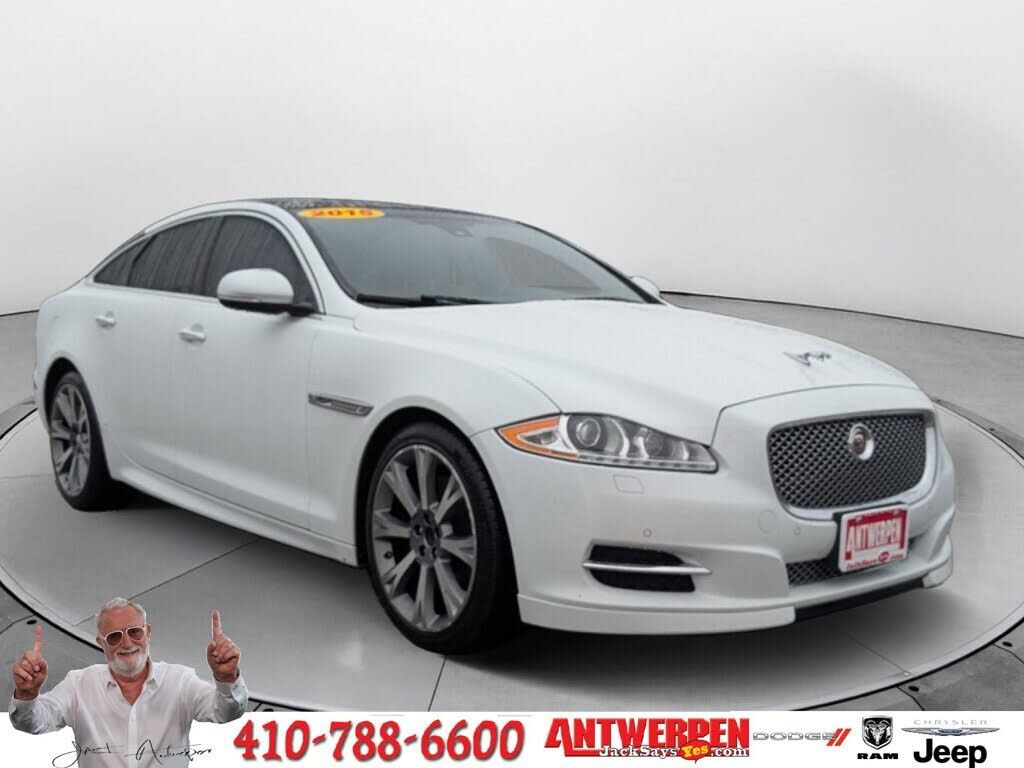 Jaguar XJ
