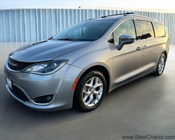 2019 CHRYSLER Pacifica
