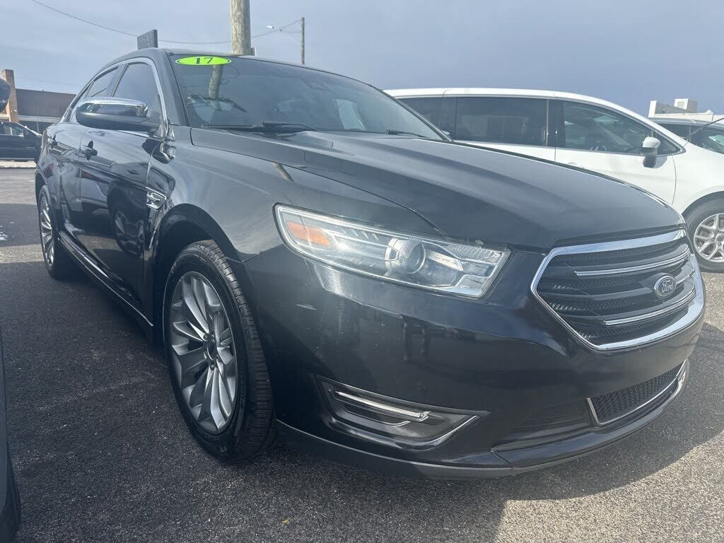 2017 FORD Taurus