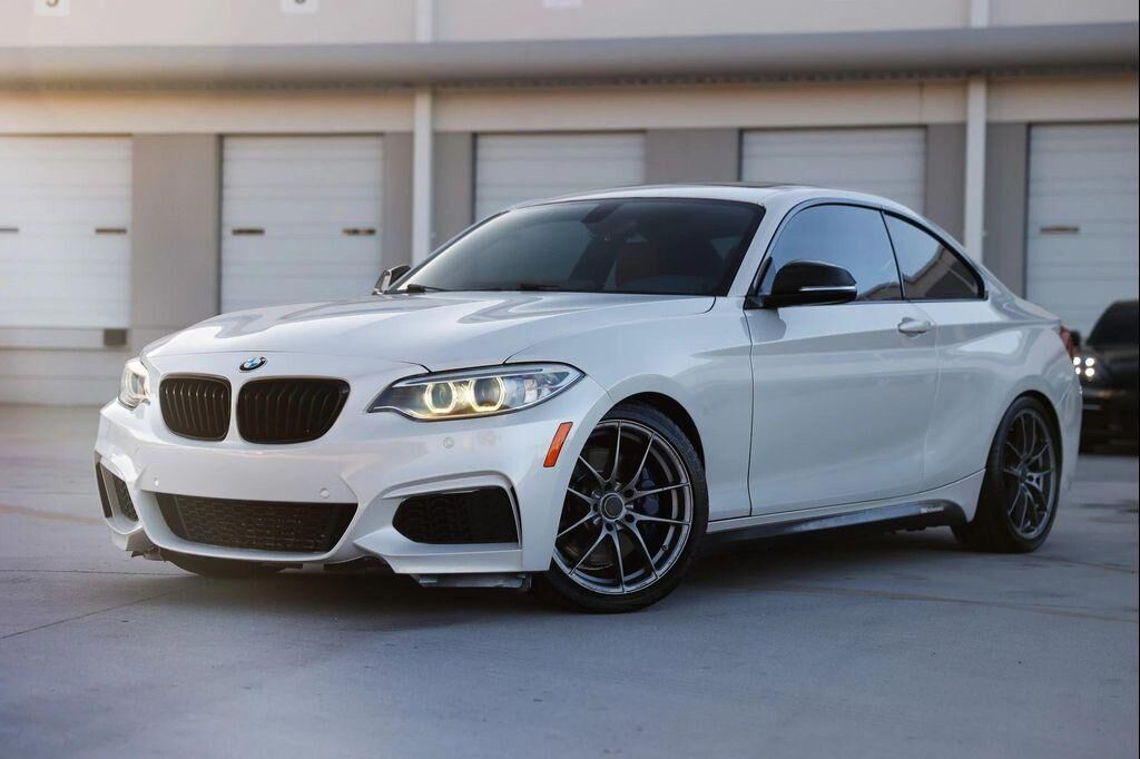 BMW M235i