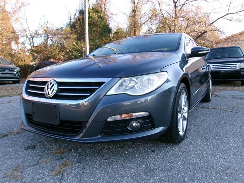2010 VOLKSWAGEN Passat