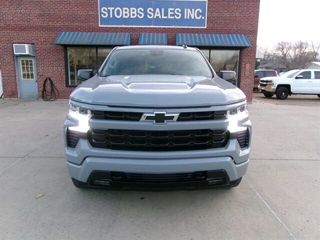 2024 CHEVROLET Silverado