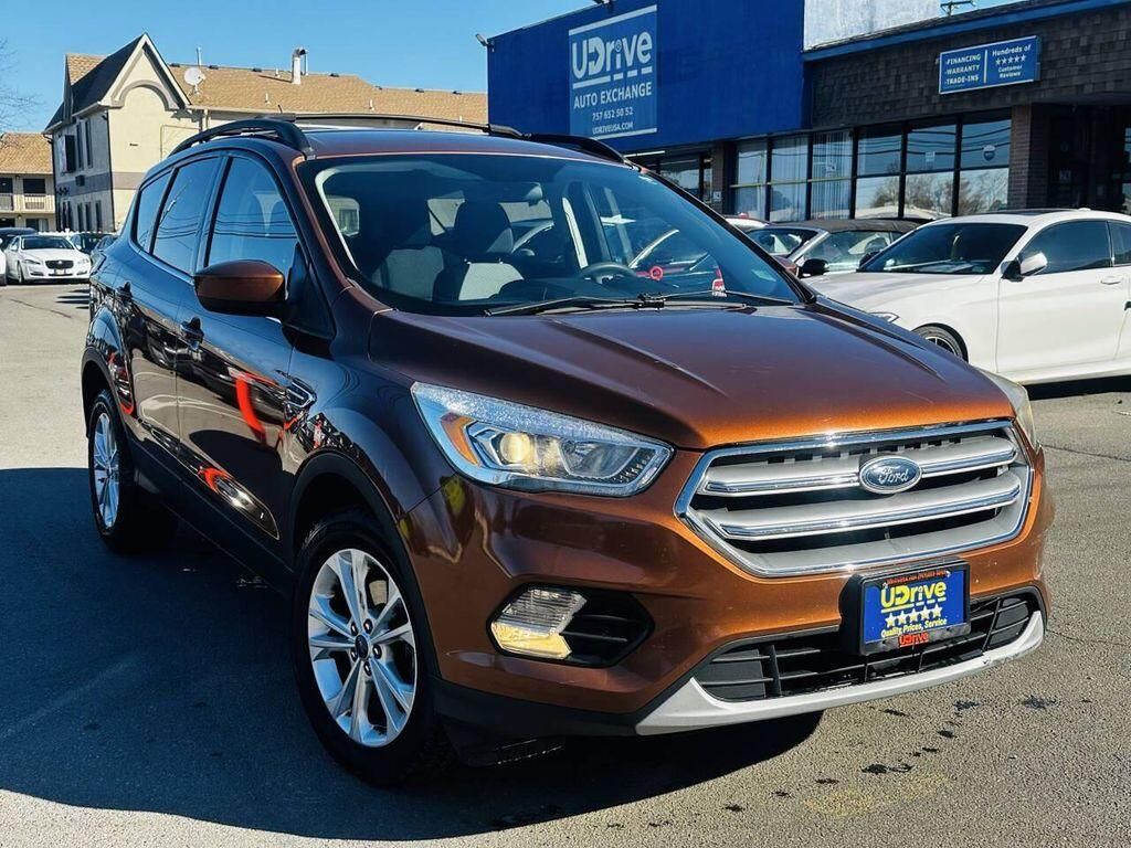 2017 FORD Escape