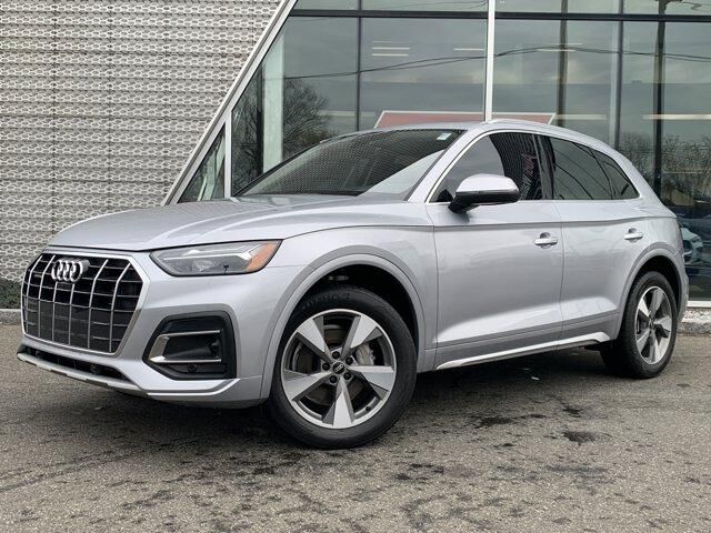 2022 AUDI Q5