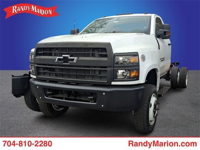 2024 GMC Silverado Medium Duty