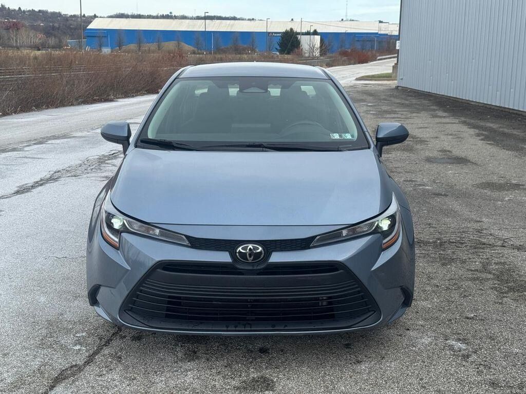 2024 TOYOTA Corolla