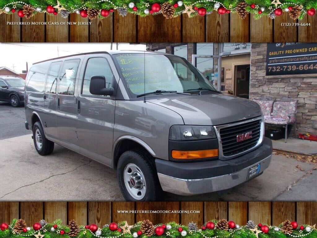 GMC Savana