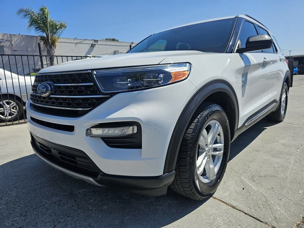 2020 FORD Explorer