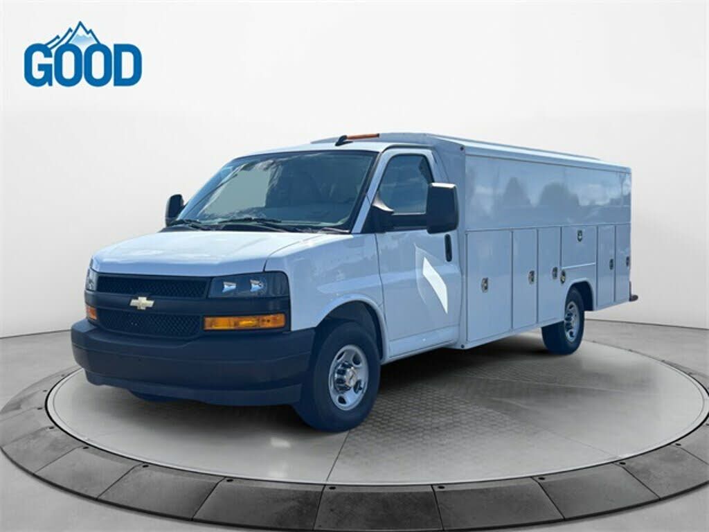 2021 CHEVROLET Express