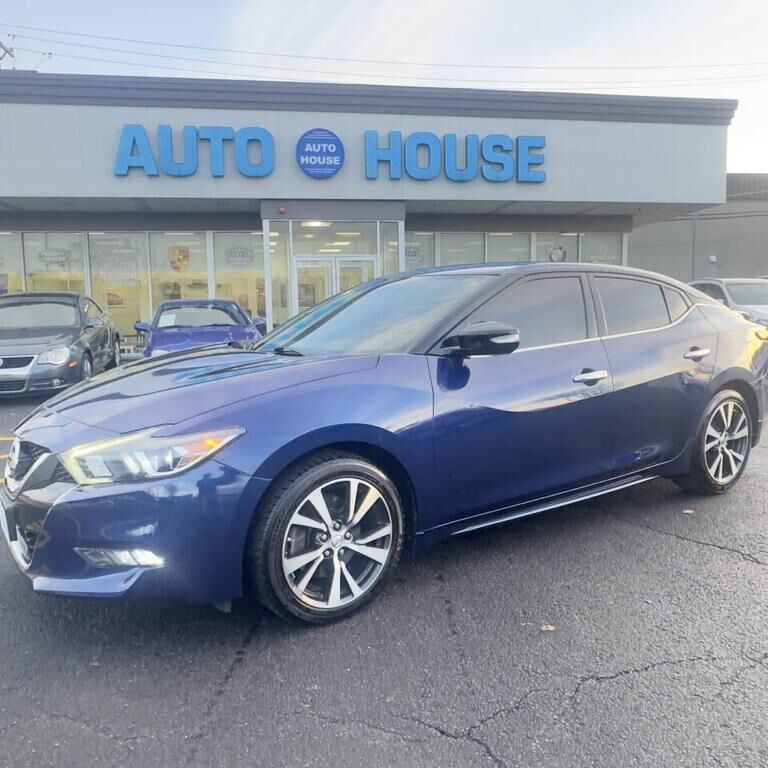 2016 NISSAN Maxima