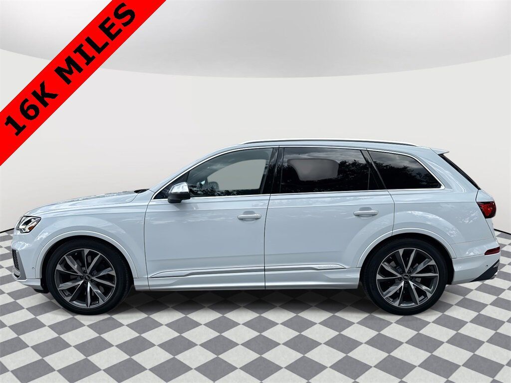 2023 Audi SQ7