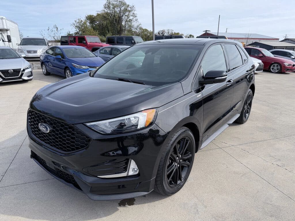2020 FORD Edge
