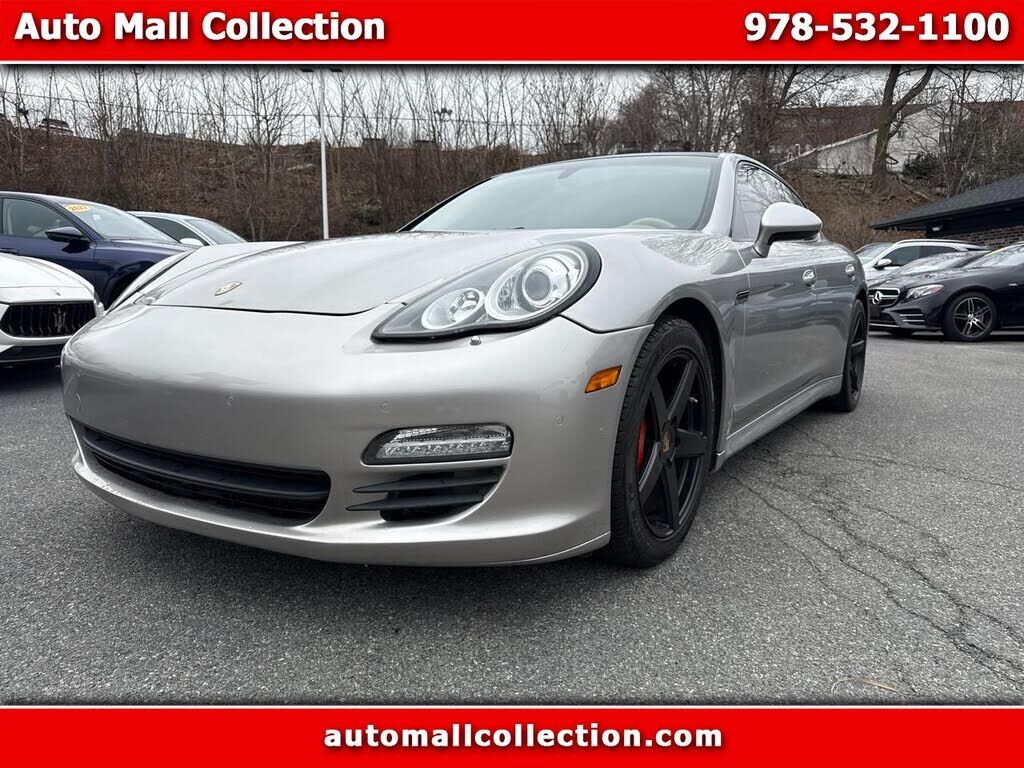 2012 PORSCHE Panamera