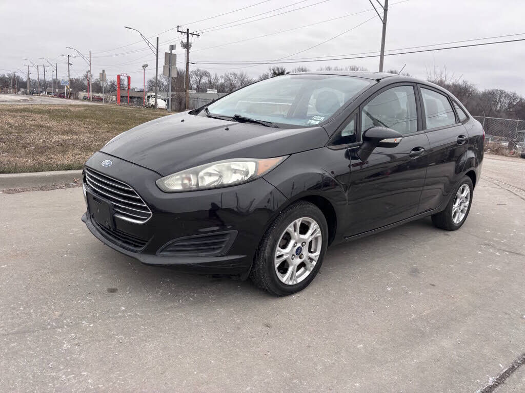 2015 FORD Fiesta