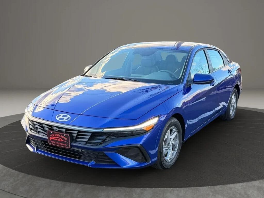2024 HYUNDAI Elantra