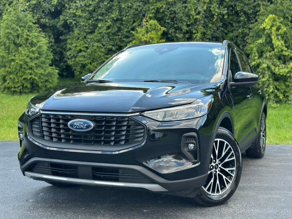 2023 FORD Escape