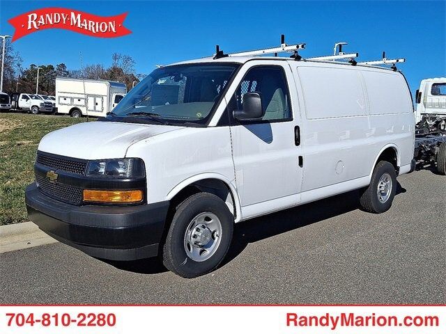 2024 CHEVROLET Express