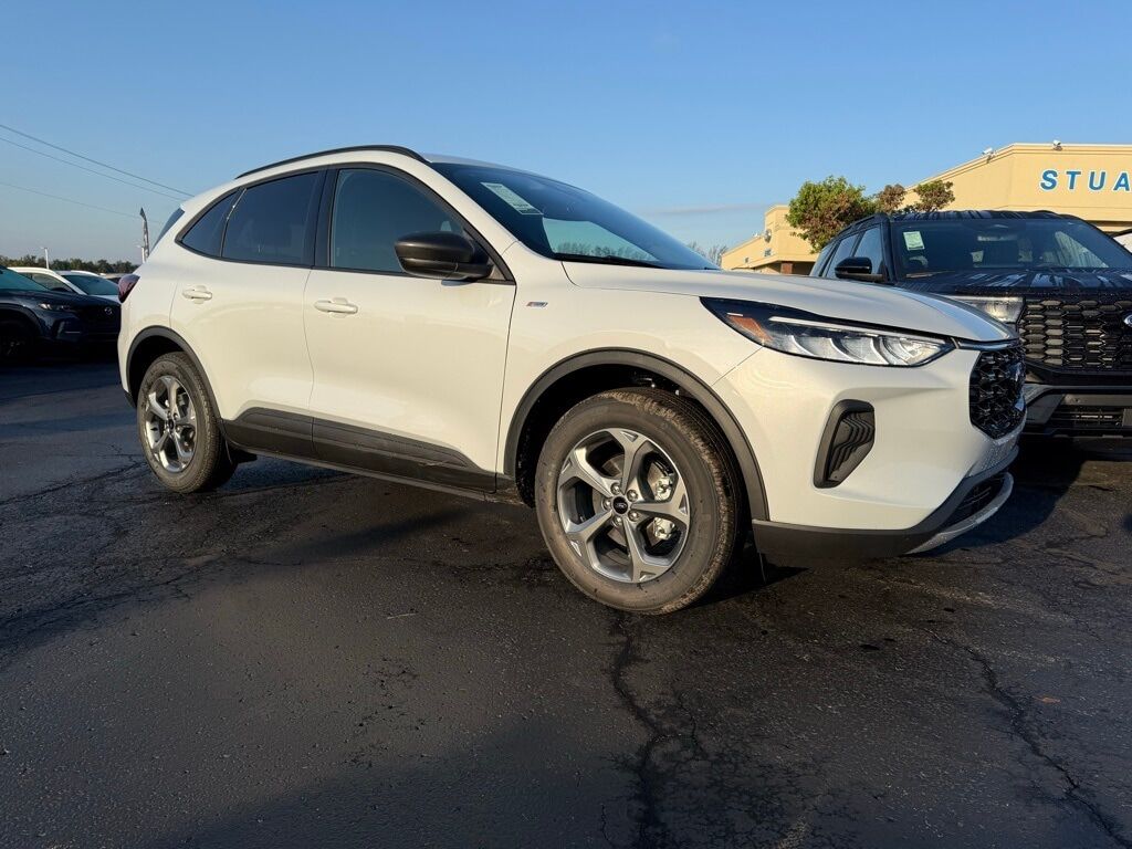 2026 FORD Escape