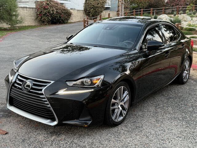 2018 LEXUS IS
