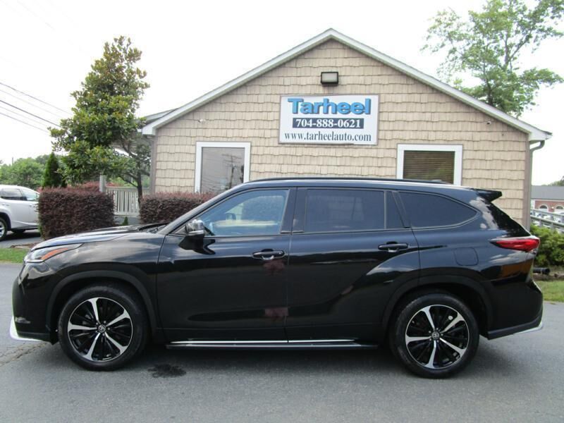 2022 TOYOTA Highlander