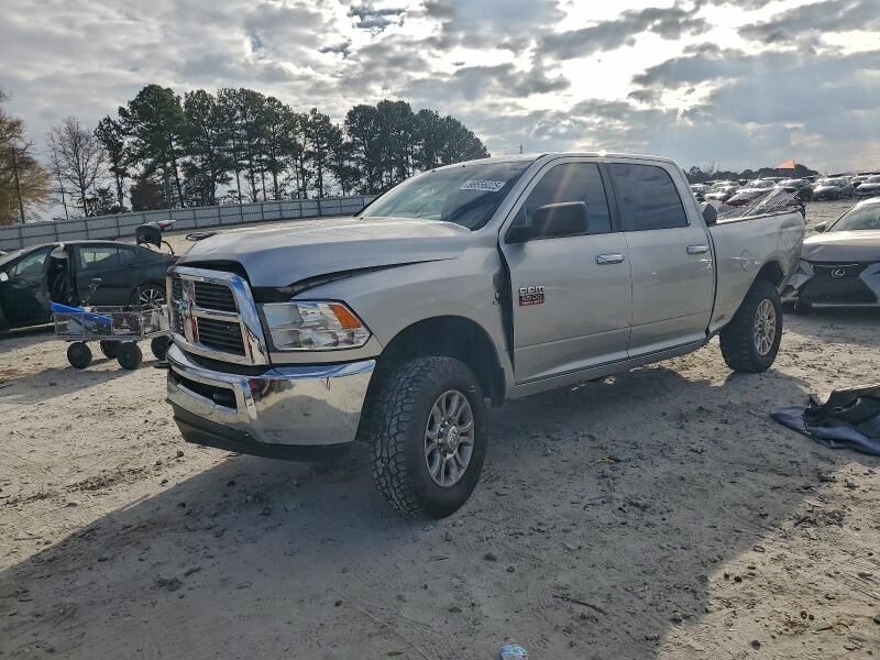 2012 DODGE Ram