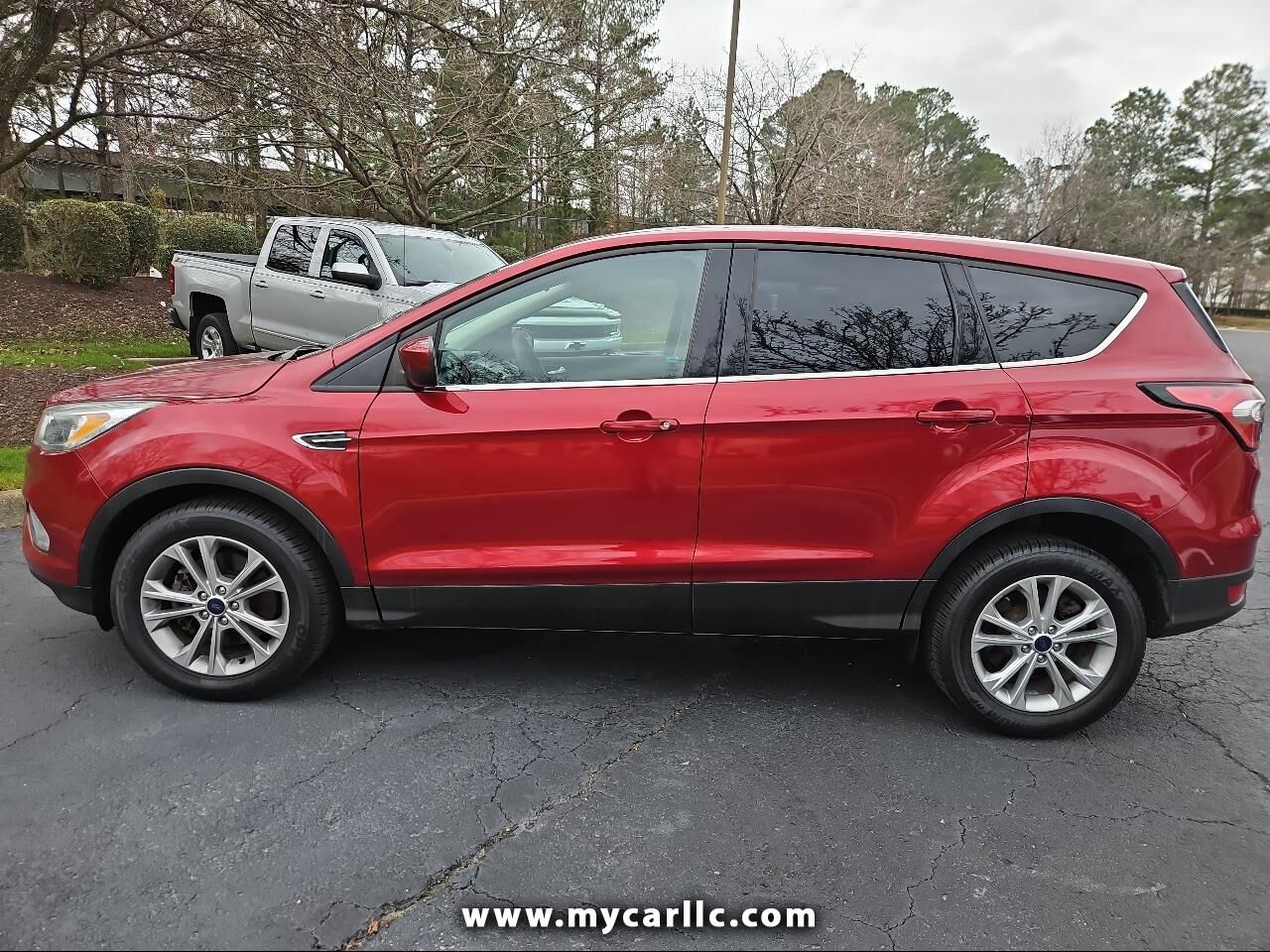 2017 FORD Escape