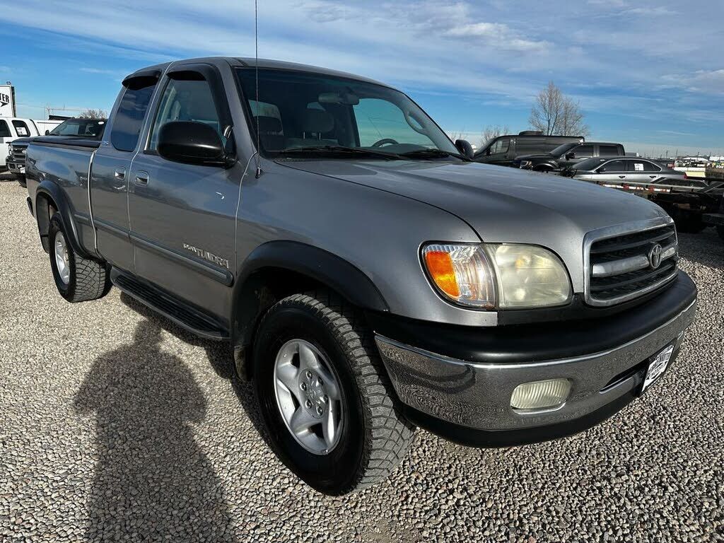 2002 TOYOTA Tundra