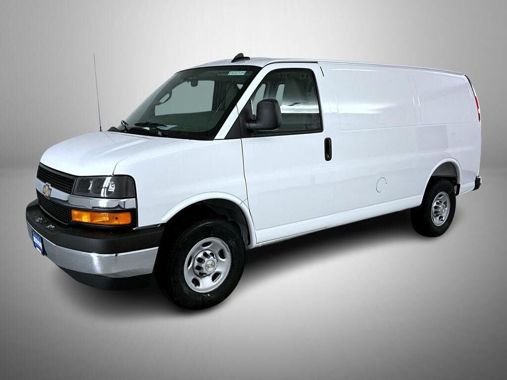 2025 CHEVROLET Express