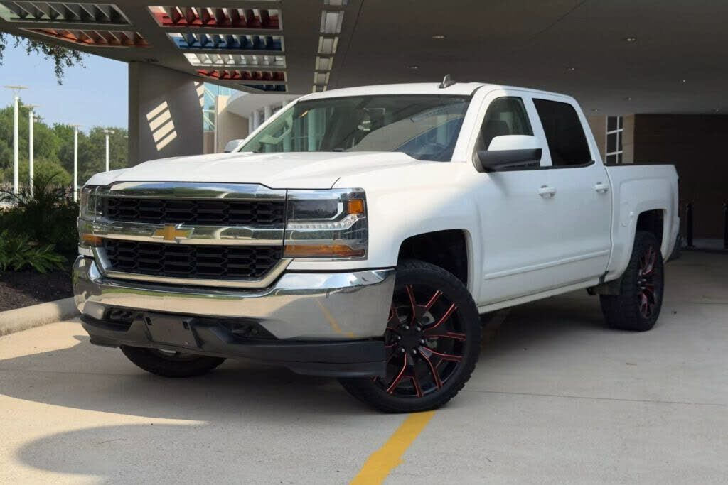 2017 CHEVROLET Silverado